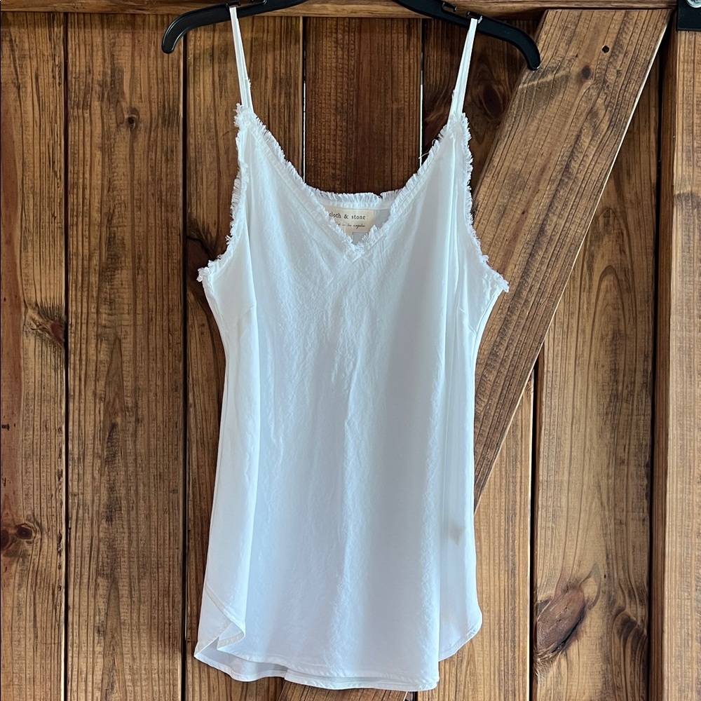 Cloth & Stone White Lace-Edge lightweight Camisole